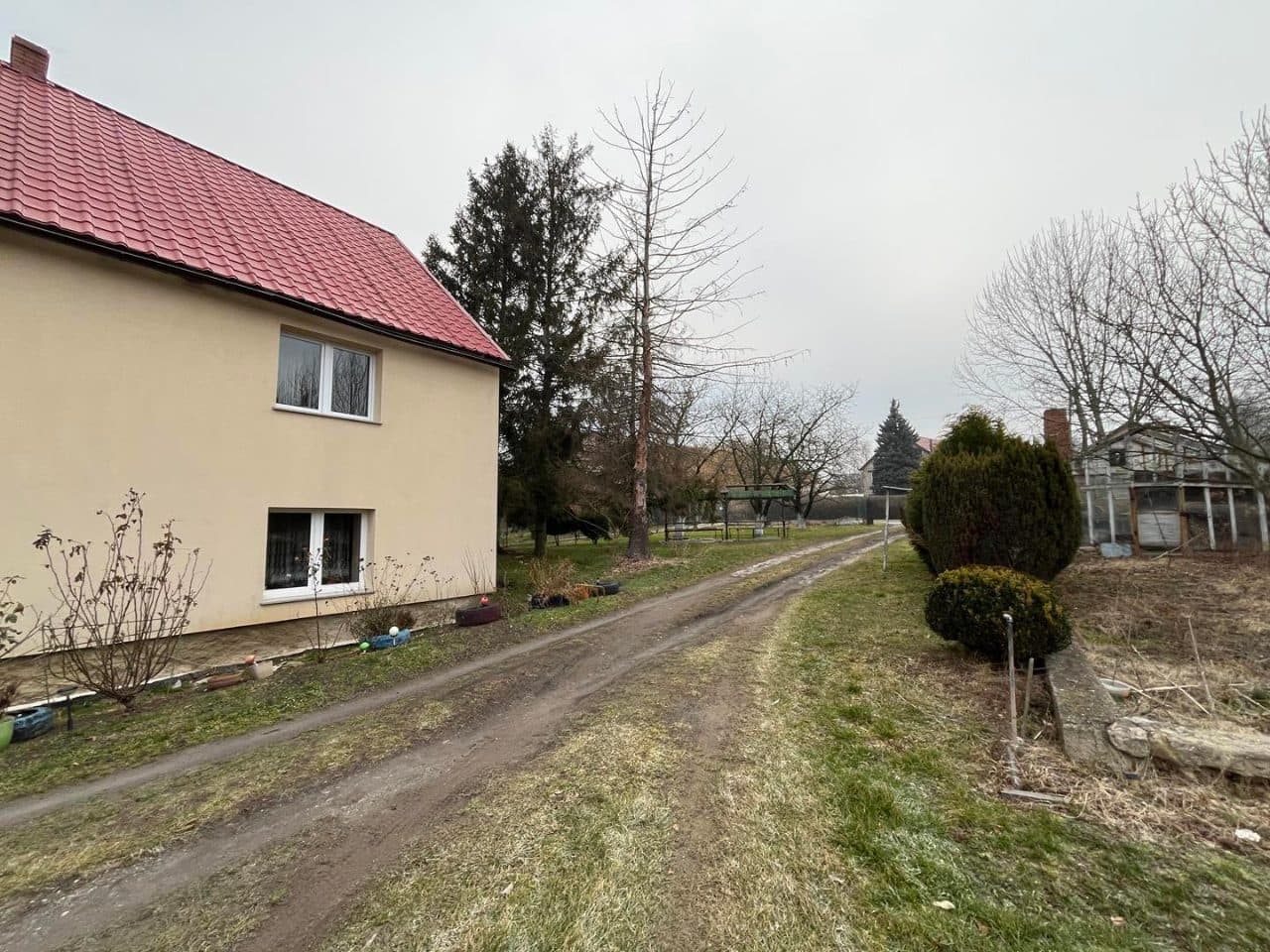 Udział 1/2 części w nieruchomości gruntowej zabudowanej w Przyłęgowie o pow. 0,5472 ha. – zdjęcie 11 z 13