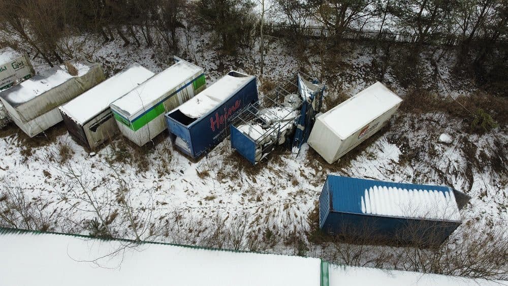 Nieruchomość gruntowa, składająca się z działki Nr. 221/56 powierzchnia: 12.740 m2, zabudowana budynkiem użytkowym – zdjęcie 2 z 6