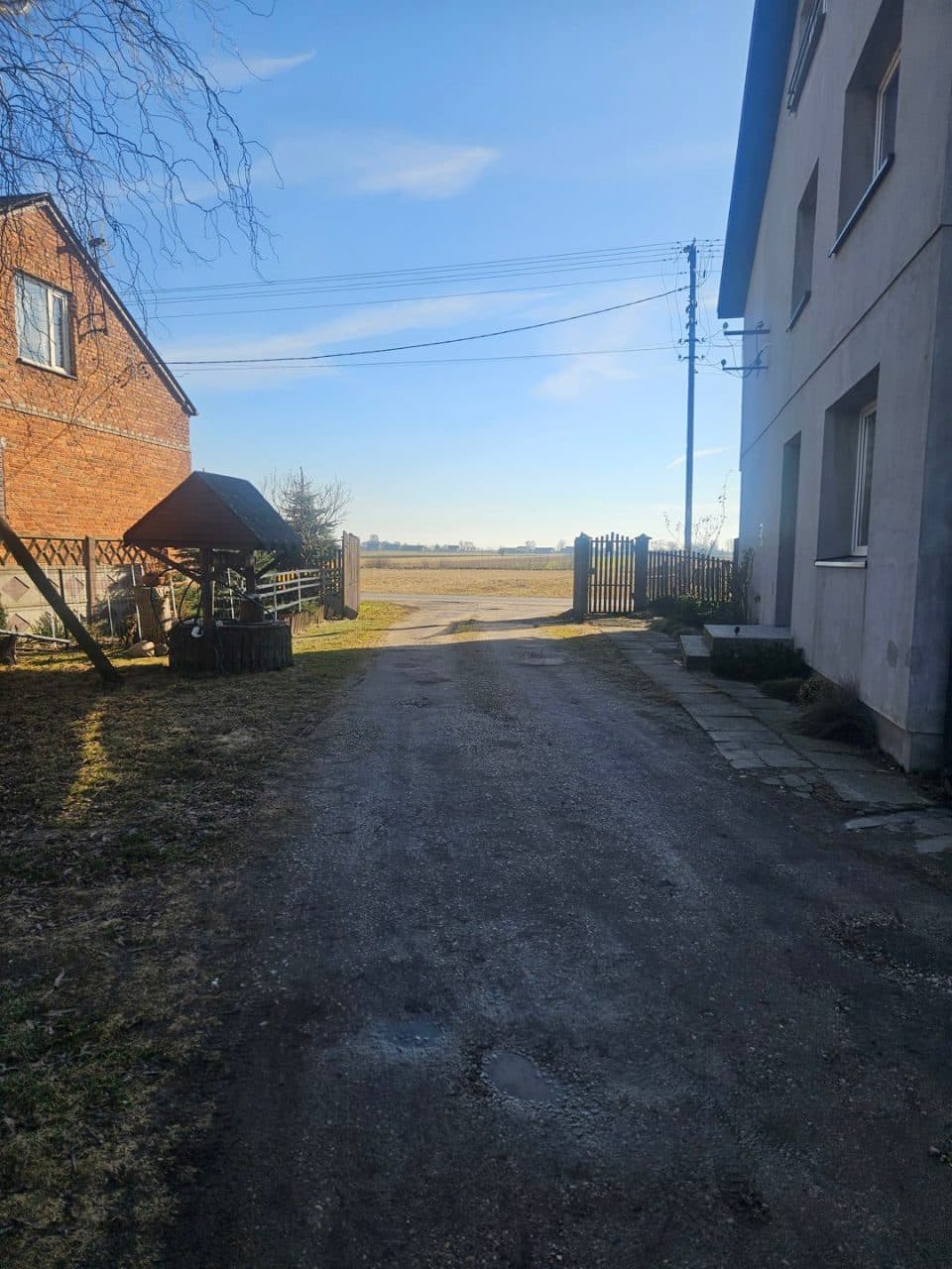 zabudowana nieruchomość rolna działka nr 305/1, położona w miejscowości: Sapy gmina Domaniewice, zapisana w KW o nr LD1O/00012549/3 - udział 2/6 w nieruchomości – zdjęcie 23 z 37