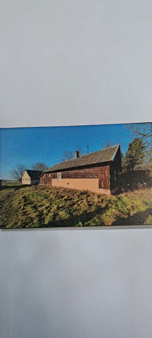 działki nr 131 (grunty orne), nr 132 (łąki trwałe), nr 130 (grunty rolne zabudowane)