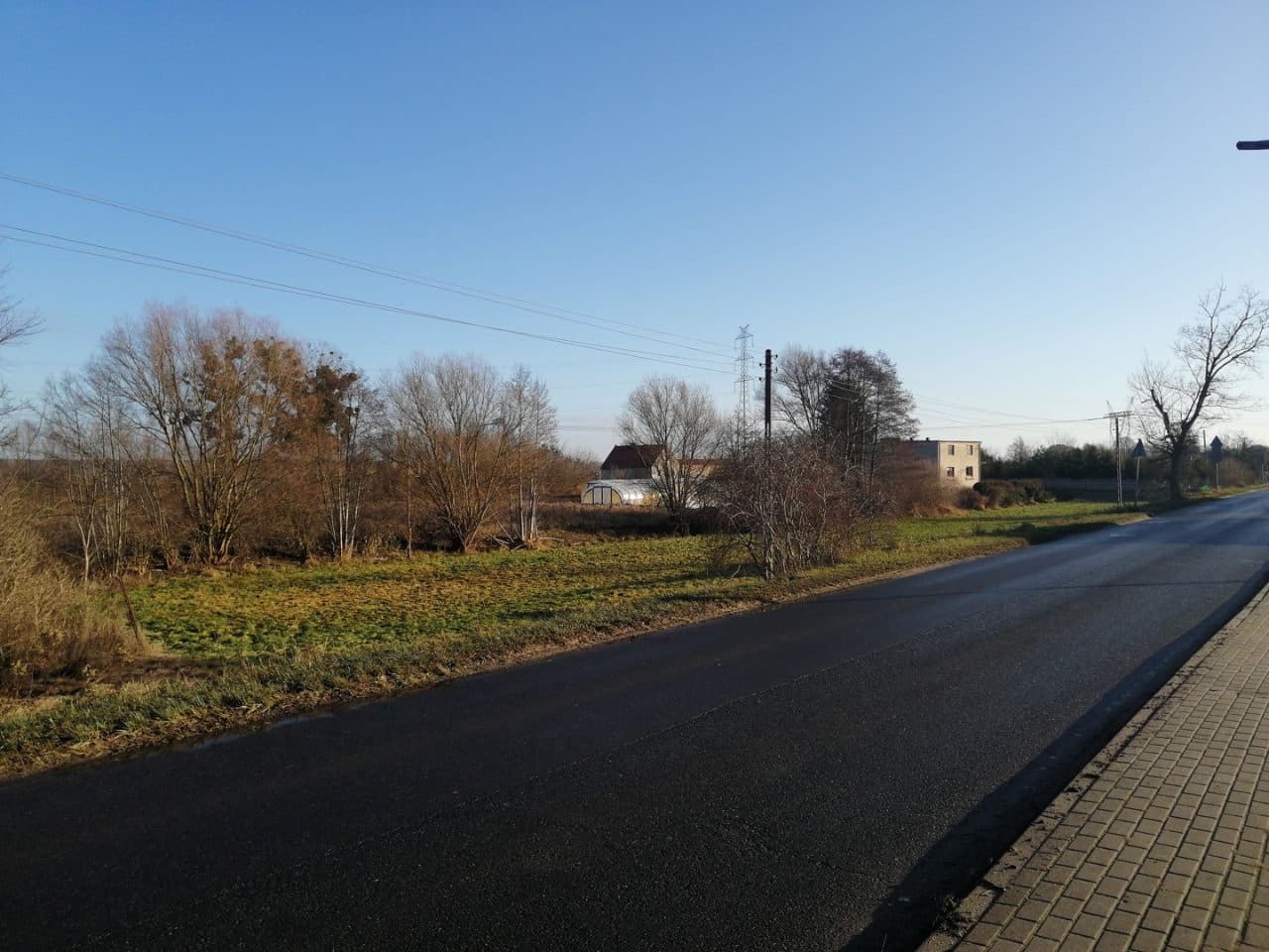 Udział nr 2 i nr 3 wynoszące po 1/2 części ułamkowych we współwłasności nieruchomości – zdjęcie 4 z 16