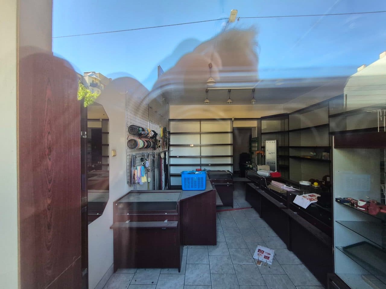 lokal niemieszkalny o nr KW WR1K/00108153/4 o powierzchni użytkowej 36,6500m2 wraz z udziałem związanym z własnością lokalu 226/10000 – zdjęcie 2 z 2