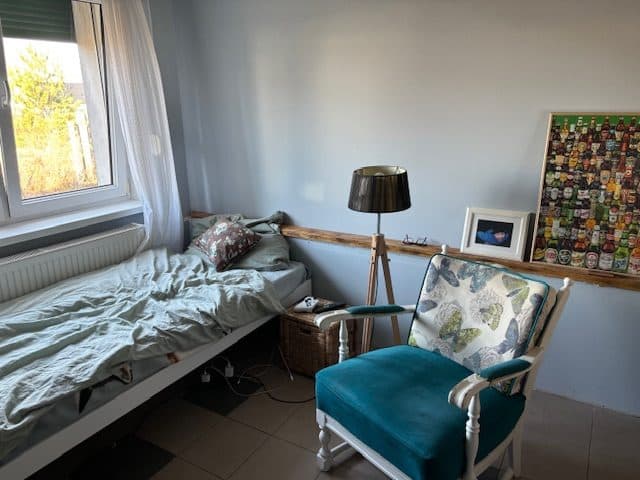 Ułamkowa część (tj. udział nr 4 wg treści KW - 1/2 części) prawa użytkowania wieczystego dz. nr 68/19 o pow. 0,3118 ha i prawa własności budynków na tym gruncie - położonych w Zbicznie (drugi udział 1/2 części stanowi przedmiot oddzielnej licytacji) – zdjęcie 23 z 40