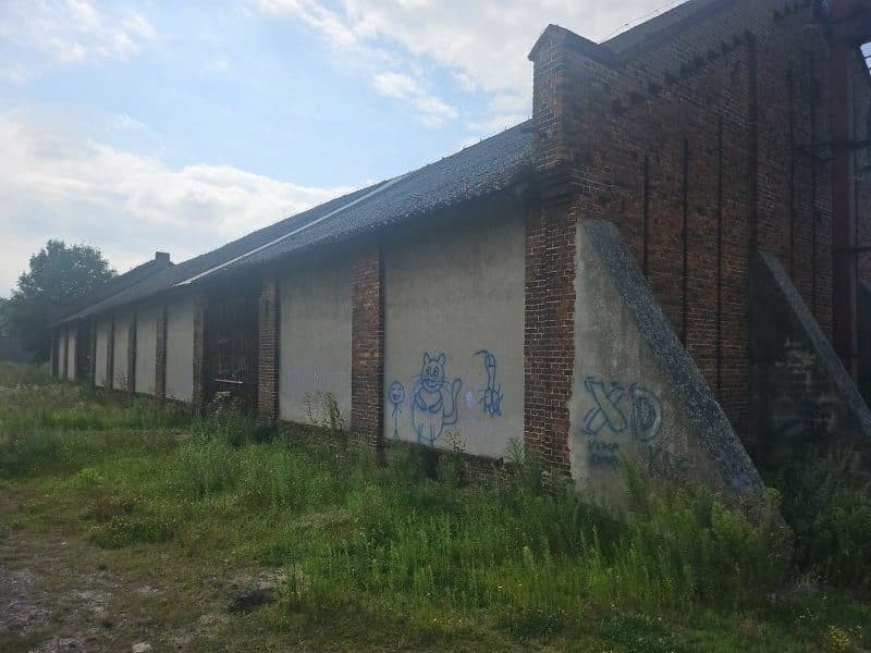 Nieruchomość gruntowa o pow. 13.9599 ha składająca się z działki nr 253/7 oraz 180/7 wraz z budynkiem magazynowym położona w Adamowicach przy ul. Rybnickiej – zdjęcie 10 z 11