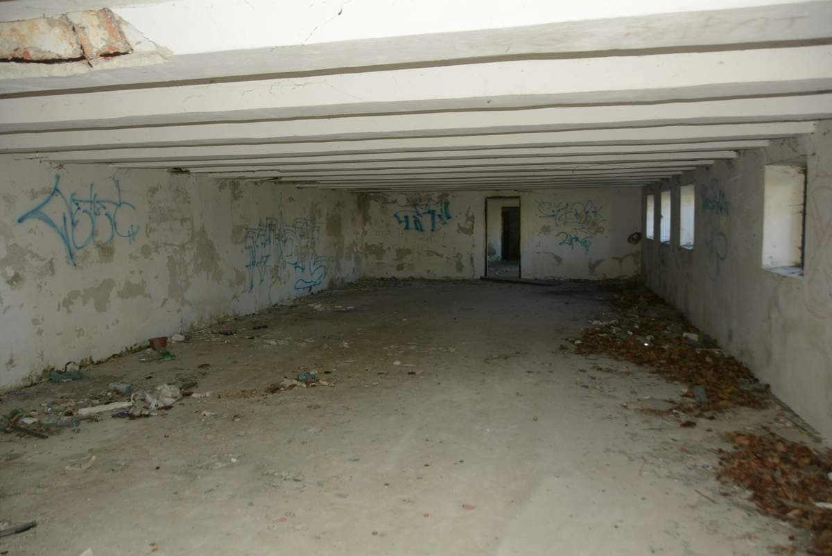 Grunt oddany w użytkowanie wieczyste i budynek stanowiący odrębną nieruchomość – zdjęcie 2 z 13