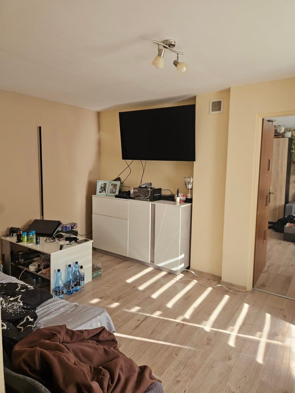 zabudowana nieruchomość gruntowa położona w miejscowości Dzierzgów 26, gmina Nieborów, działka nr 175 o pow. 0,0900 ha, jednostka ewiden. 1005092, obręb 0007 (brak urządzonej księgi wieczystej) - udział 1/6 w nieruchomości – zdjęcie 11 z 26