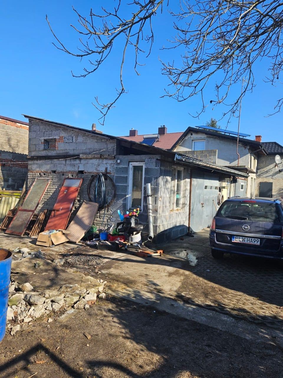 zabudowana nieruchomość gruntowa położona w miejscowości Dzierzgów 26, gmina Nieborów, działka nr 175 o pow. 0,0900 ha, jednostka ewiden. 1005092, obręb 0007 (brak urządzonej księgi wieczystej) - udział 1/6 w nieruchomości – zdjęcie 2 z 26