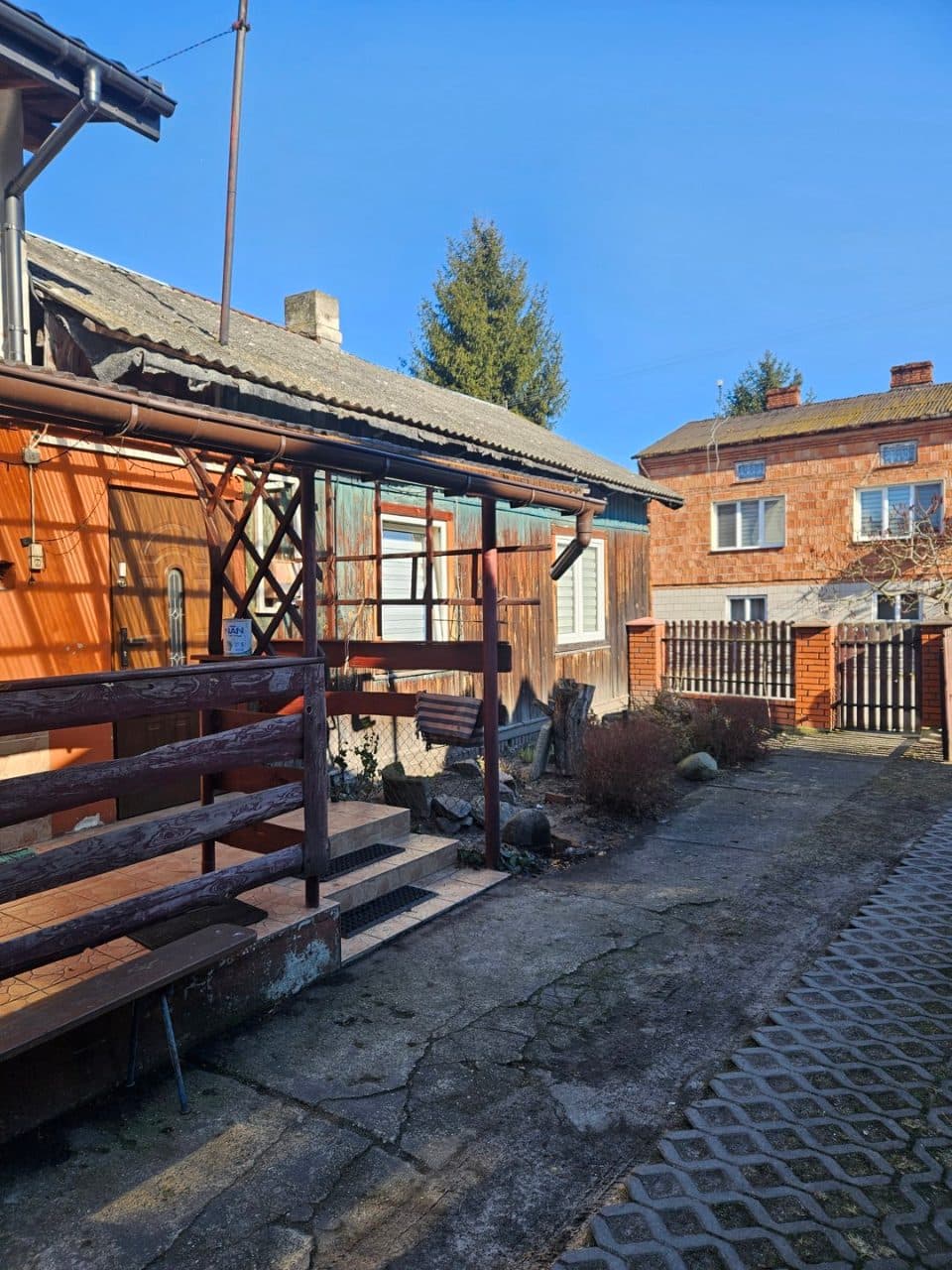 zabudowana nieruchomość gruntowa położona w miejscowości Dzierzgów 26, gmina Nieborów, działka nr 175 o pow. 0,0900 ha, jednostka ewiden. 1005092, obręb 0007 (brak urządzonej księgi wieczystej) - udział 1/6 w nieruchomości – zdjęcie 7 z 26