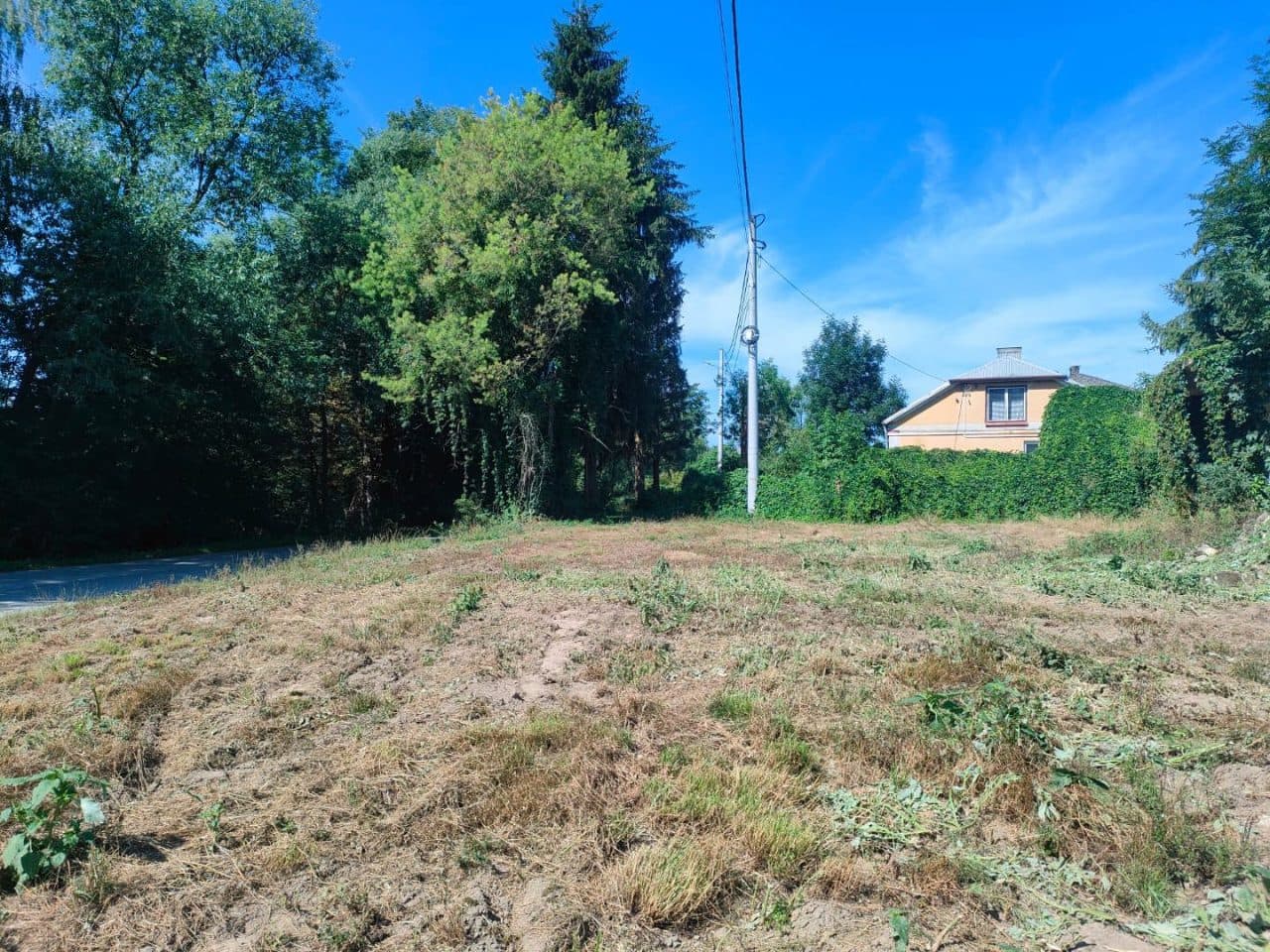 zabudowana budynkami gospodarczymi – zdjęcie 4 z 4
