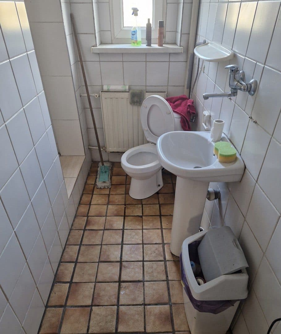 Prawo użytkowania wieczystego gruntu oraz prawo własności budynków. NR KW GL1W/00055389/1 – zdjęcie 16 z 35