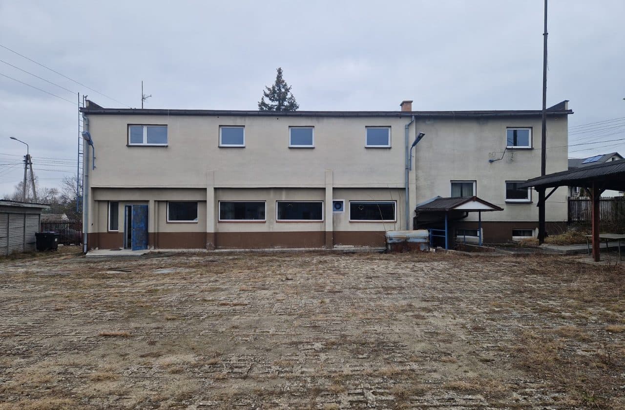Prawo użytkowania wieczystego gruntu oraz prawo własności budynków. NR KW GL1W/00055389/1 – zdjęcie 2 z 35