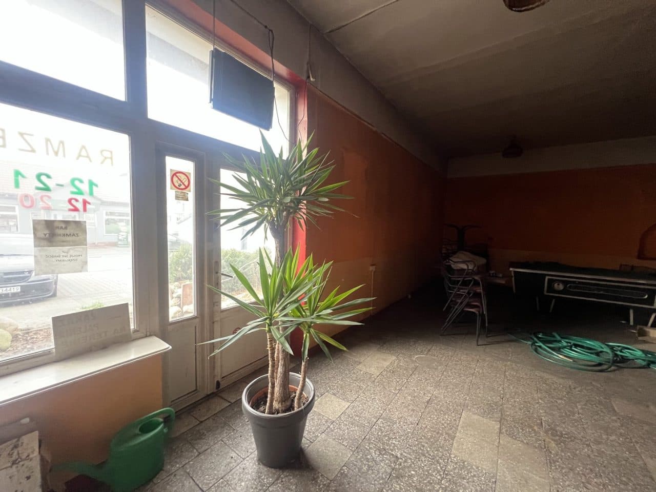 lokal niemieszkalny nr 3, położony na parterze w budynku usługowym – zdjęcie 6 z 12