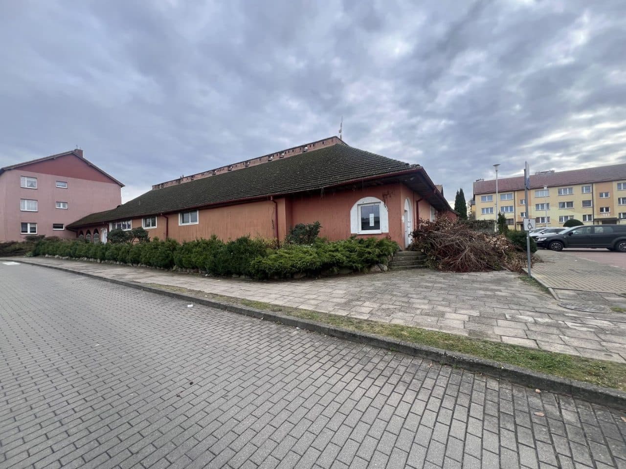lokal niemieszkalny nr 3, położony na parterze w budynku usługowym – zdjęcie 7 z 12