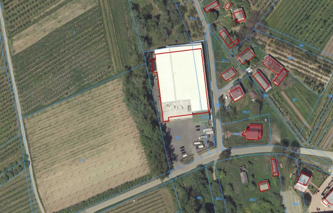 nieruchomość 0,76ha zabudowana budynkiem przechowalni owoców pow. użytkowa 3802,05m2, działki 275/1, 376, Machów, gm. Wilków – zdjęcie 2 z 25