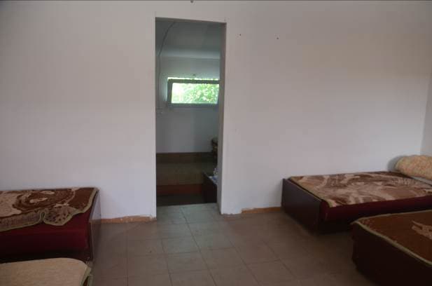 Nieruchomość gruntowa składająca się z zabudowanej działki nr 222/3 o pow. 0,4001 ha oraz niezabudowanej działki nr 9 o pow. 0,8600 ha – zdjęcie 16 z 32