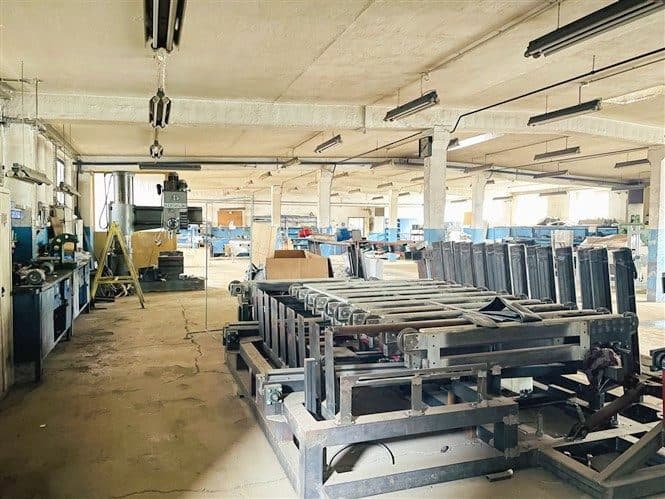 działki nr 37/3, 37/12, 37/16, 37/17, 37/22 o pow. 1,669 ha zabudowane budynkami produkcyjno- magazynowymi oraz budynkiem socjalno- biurowym – zdjęcie 7 z 13