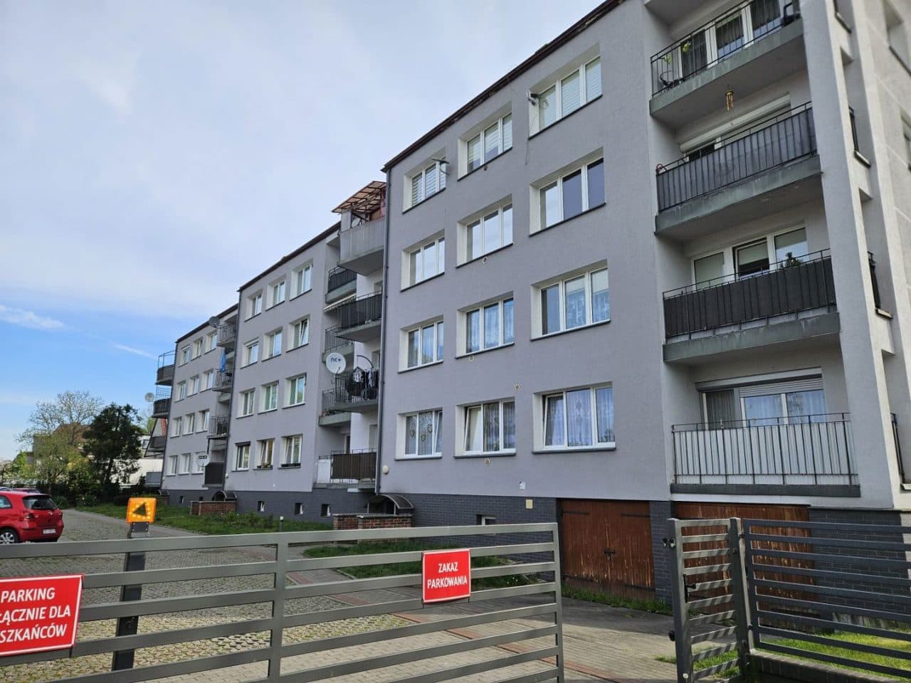 LOKAL STANOWIĄCY ODRĘBNĄ NIERUCHOMOŚĆ – zdjęcie 2 z 2