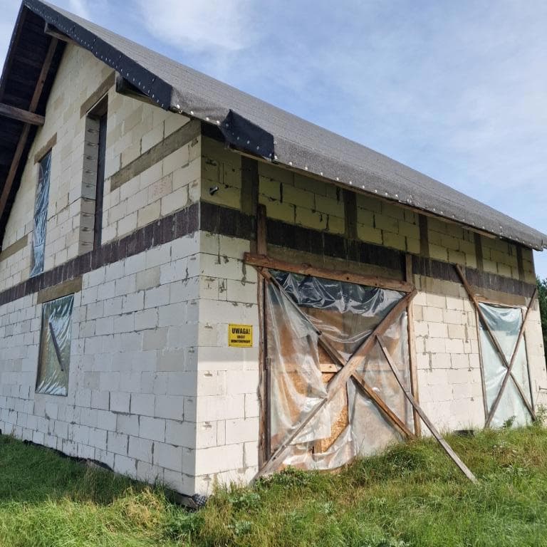Nieruchomość gruntowa o pow. 1549 m2 w trakcie zabudowy budynkiem mieszkalny jednorodzinny o powierzchni 104,08 m2. – zdjęcie 4 z 16