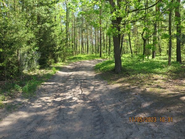 Działka niezabudowana – zdjęcie 2 z 4
