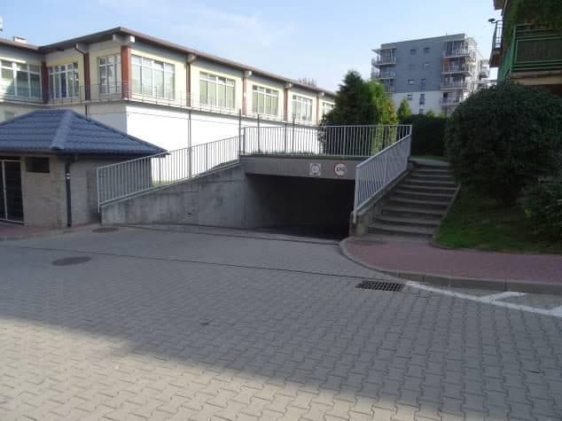 udział 1/2 w prawie własności nieruchomości lokalowej - lokalu mieszkalnego – zdjęcie 2 z 5