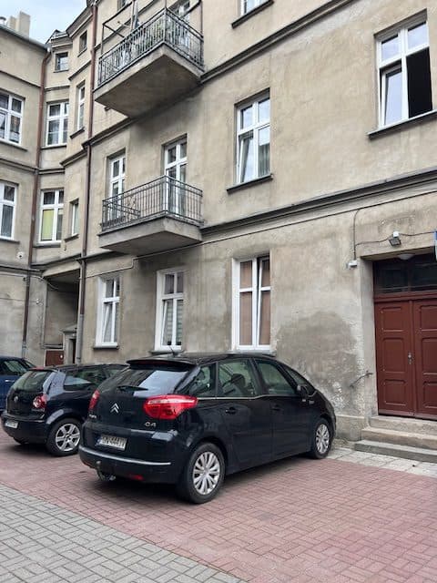 mieszkanie na parterze oficyny budynku mieszkalnego – zdjęcie 6 z 22