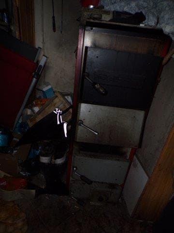 lokal mieszkalny - 3 pokoje, spiżarnia, kuchnia, przedpokój, łazienka na parterze, pokój na poddaszu o pow. 89,2300 m2, udział związany z własnościa lokalu 625 / 1000 – zdjęcie 7 z 20