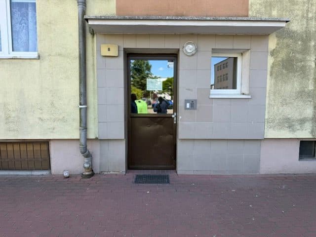 lokal stanowiący odrębną nieruchomość – zdjęcie 2 z 7