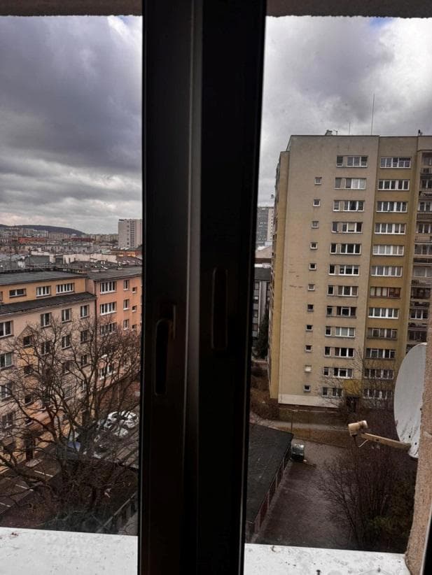 Udział dłużnika w wysokości 1/2 części nieruchomości stanowiącej lokal mieszkalny o pow. 47,44 m2 – zdjęcie 4 z 14