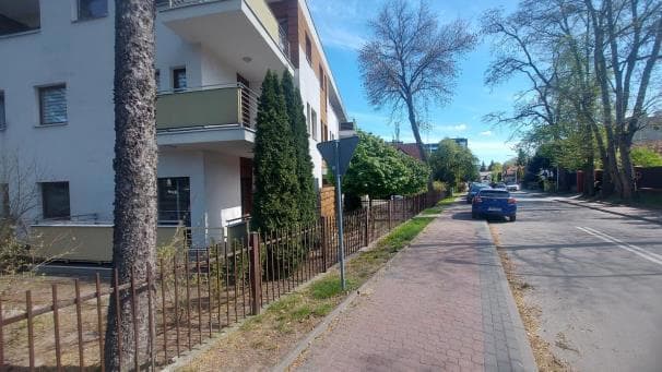 Prawo własności nieruchomości lokalowej – lokalu mieszkalnego nr 10 przy ul. Adama Mickiewicza 1 w Puławach – zdjęcie 7 z 9