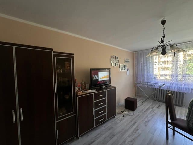 lokal mieszkalny o pow. 64,80 M2, wraz z piwnicą o pow. 2,10 m2 – zdjęcie 2 z 10