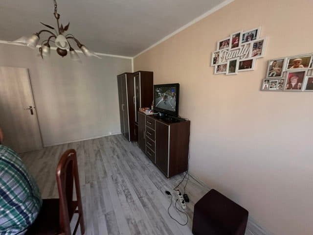 lokal mieszkalny o pow. 64,80 M2, wraz z piwnicą o pow. 2,10 m2 – zdjęcie 5 z 10