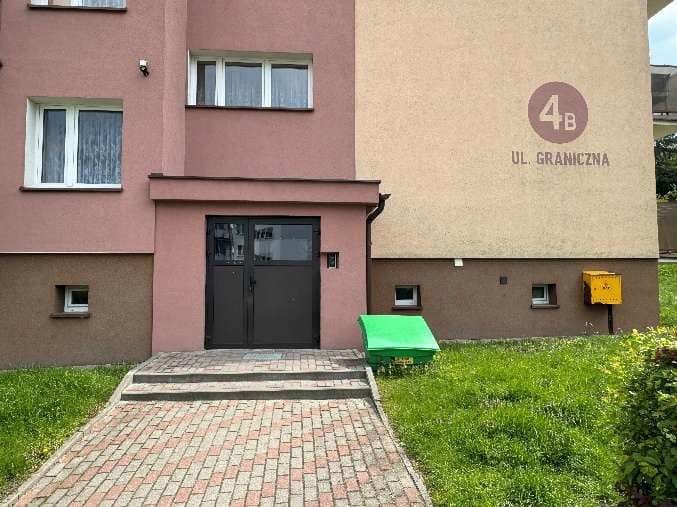 Lokal mieszkalny w 1/2 części – zdjęcie 3 z 6